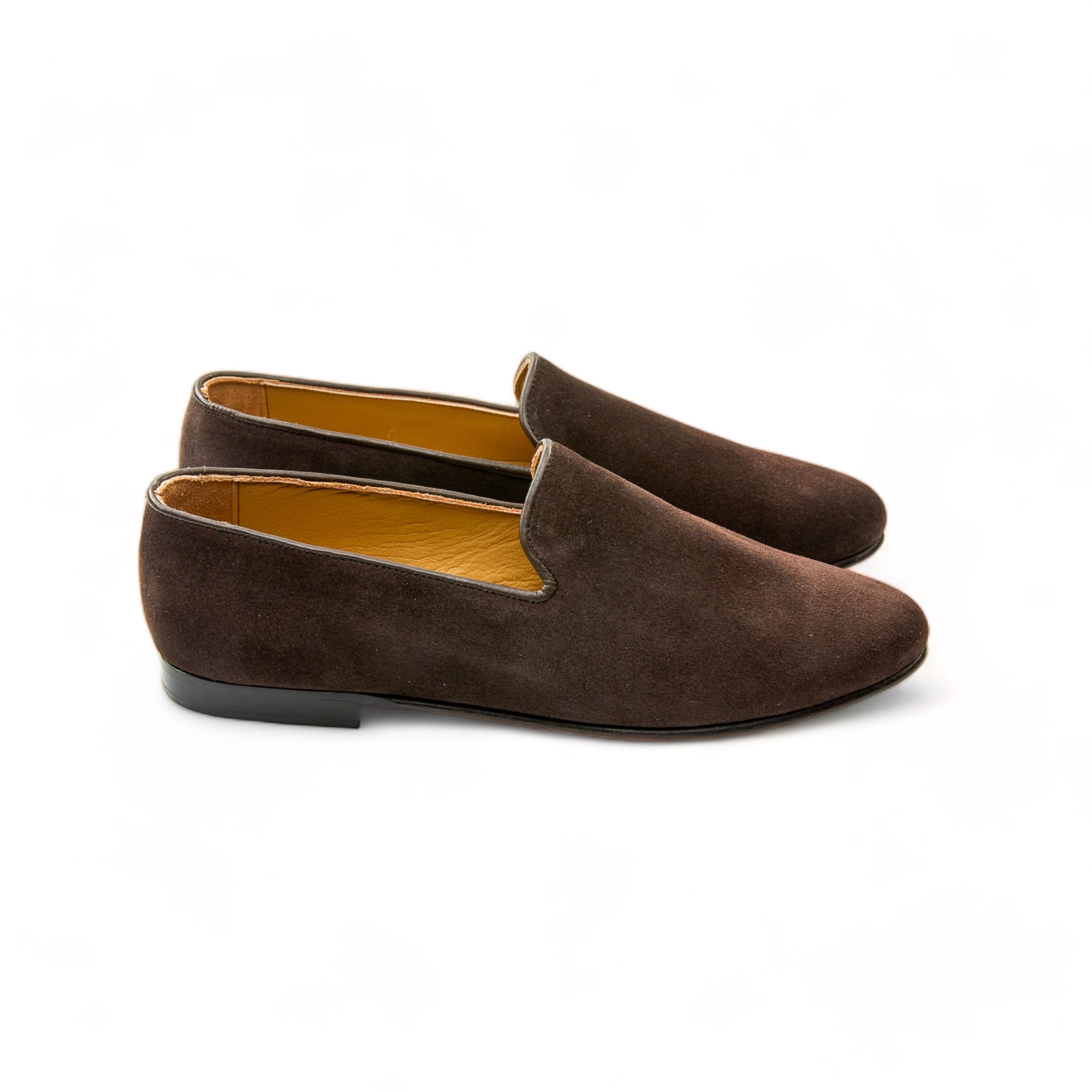 man_loafer_Classic_stockolm__Brown_01_26_sued-shoes-Gemy_Amber_6993-Photoroom