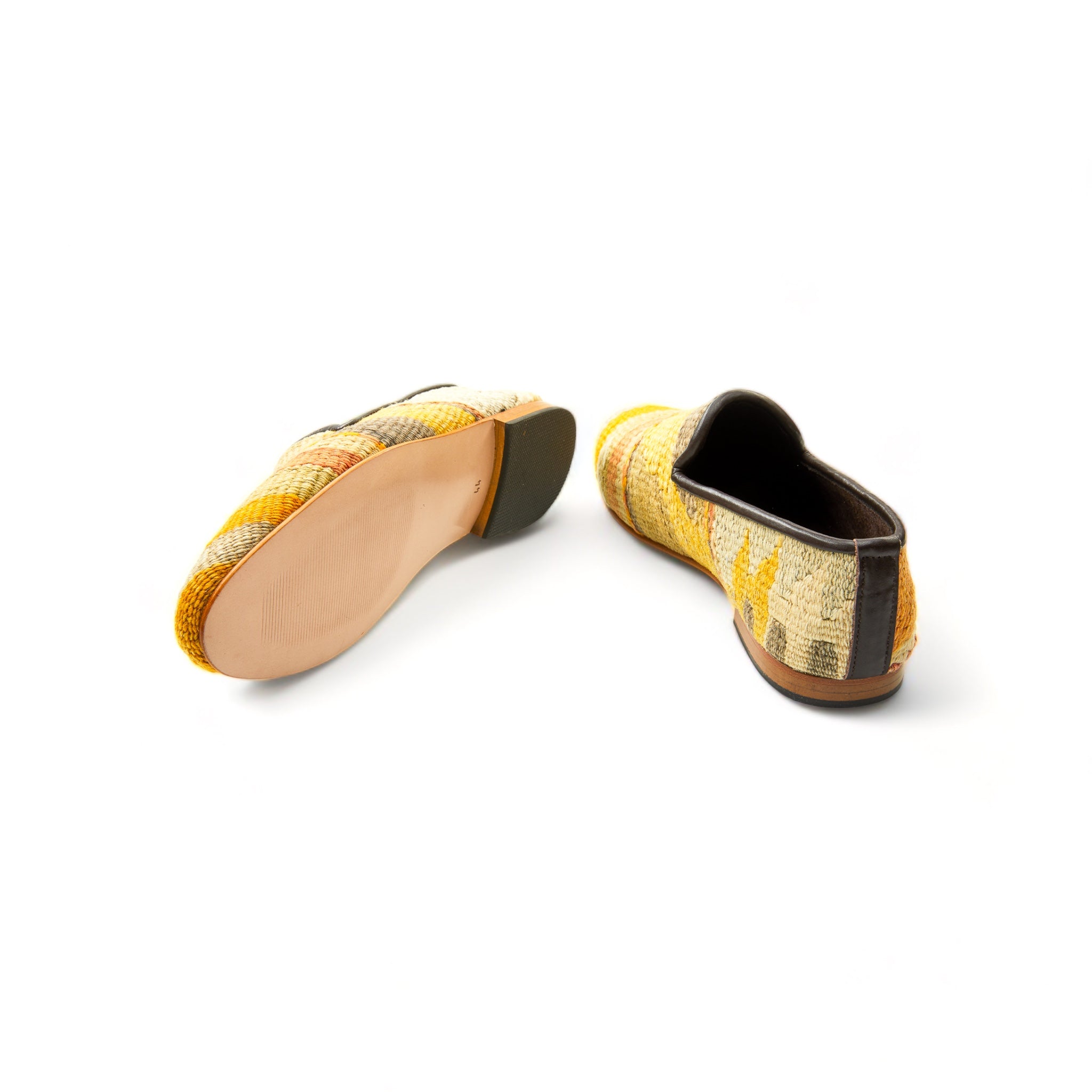 man_loafer_nordic_nomad_44_02_48_kilim-shoes-Gemy_Amber_0038