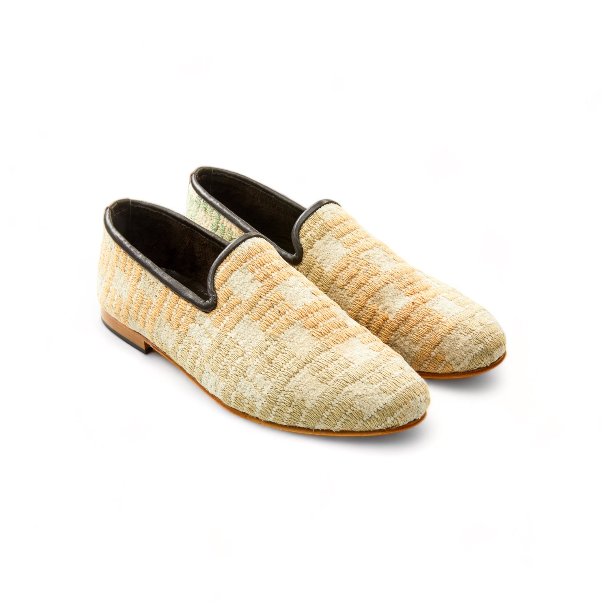 man_loafer_nordic_nomad_45_02_44_kilim-shoes-Gemy_Amber_0012
