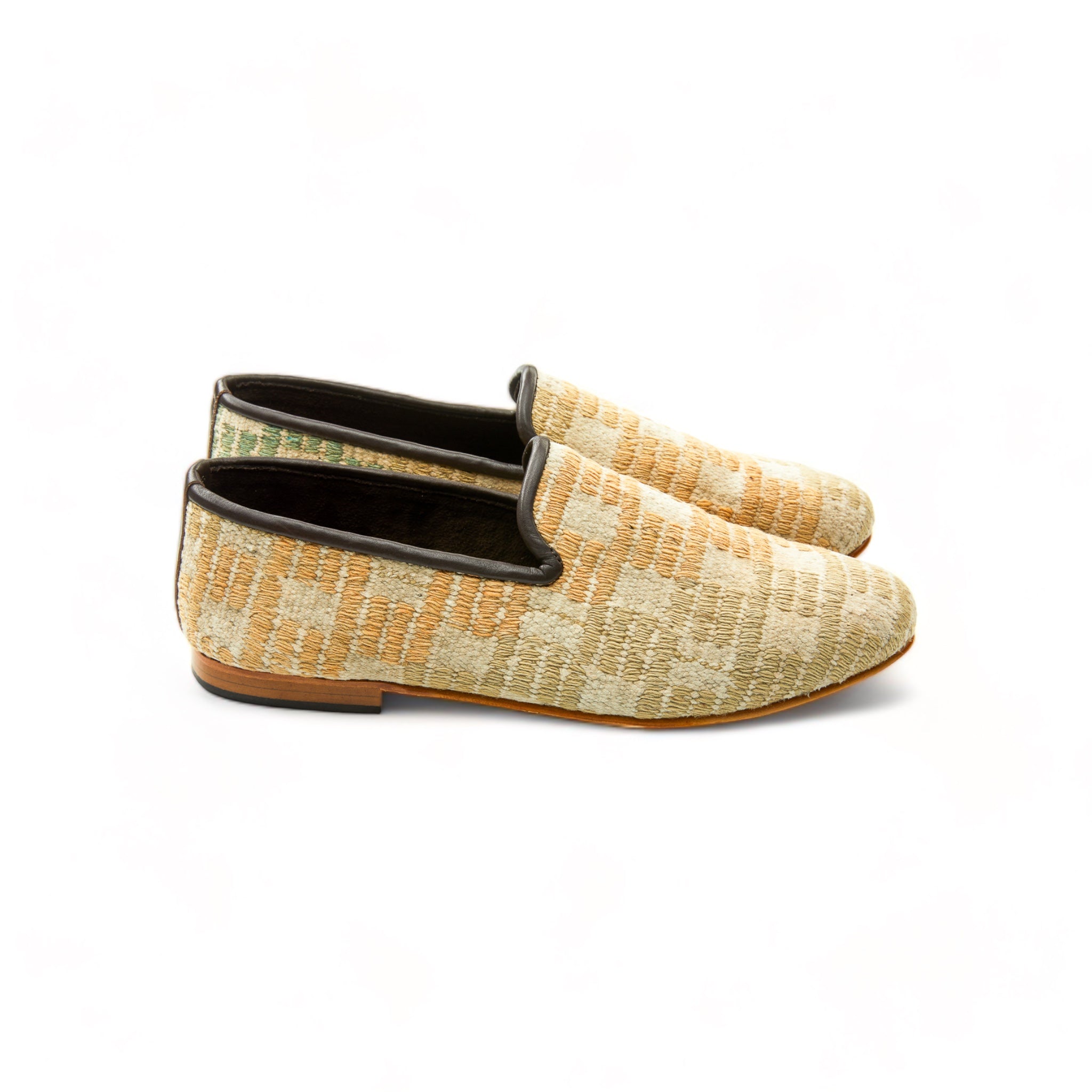 man_loafer_nordic_nomad_45_02_45_kilim-shoes-Gemy_Amber_0014