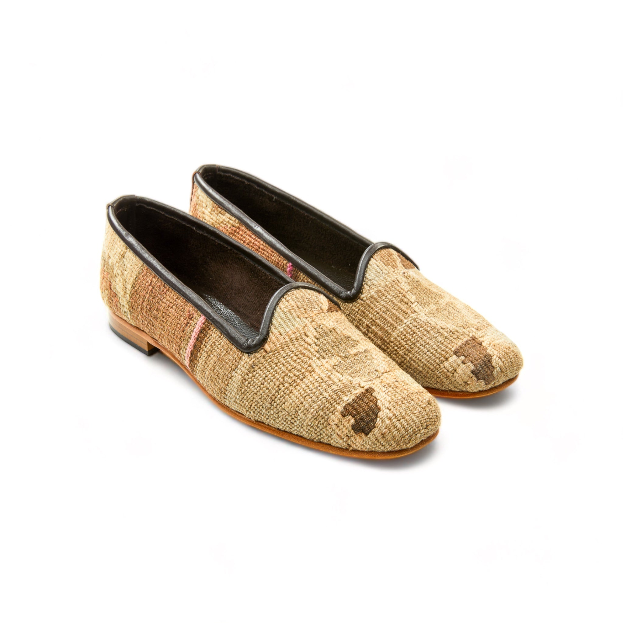 woman_ballerinas_Urban_40_01_06_Kilim_Shoes_Gemy_Amber_6848