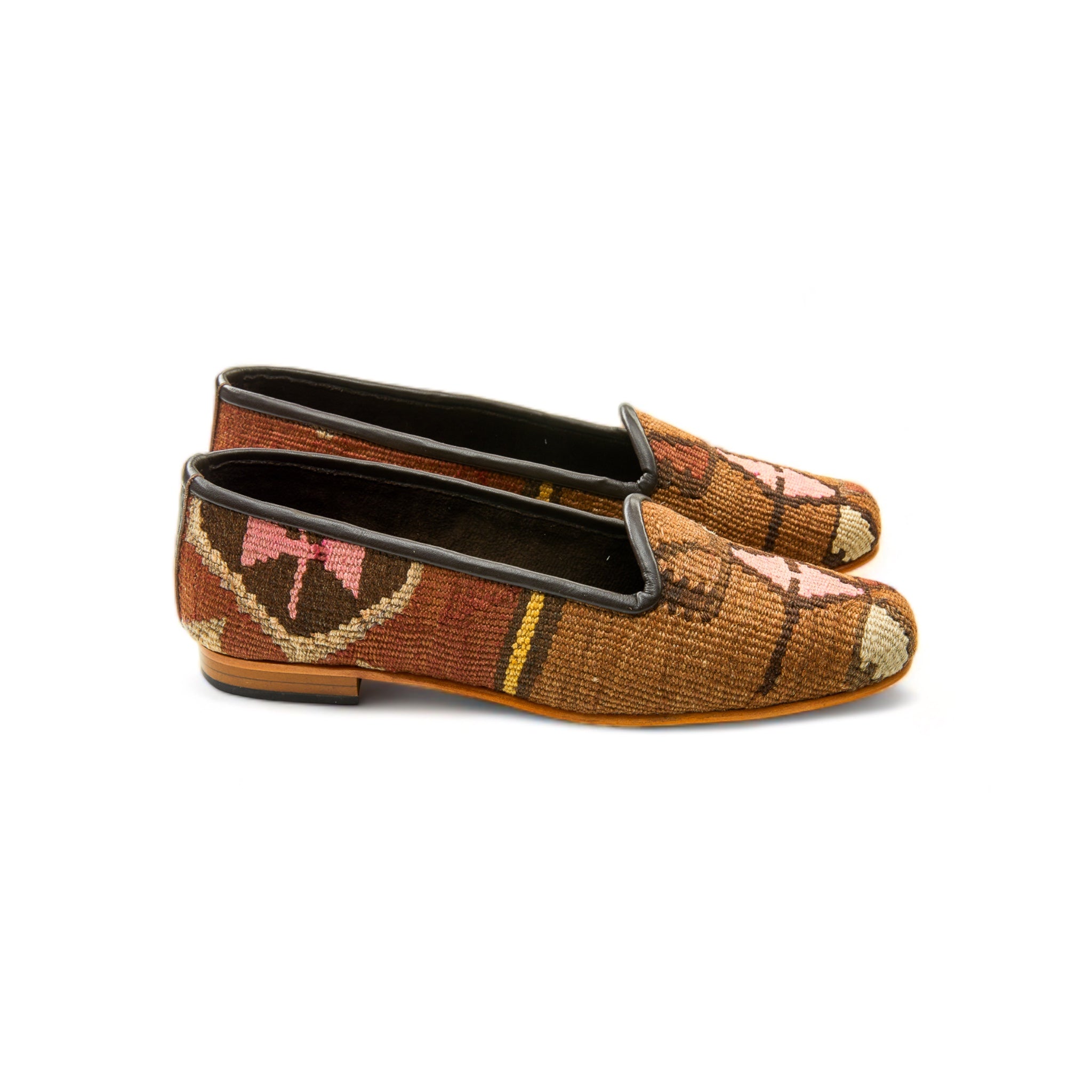 Kilim Shoes: Urban Fashion Icon
