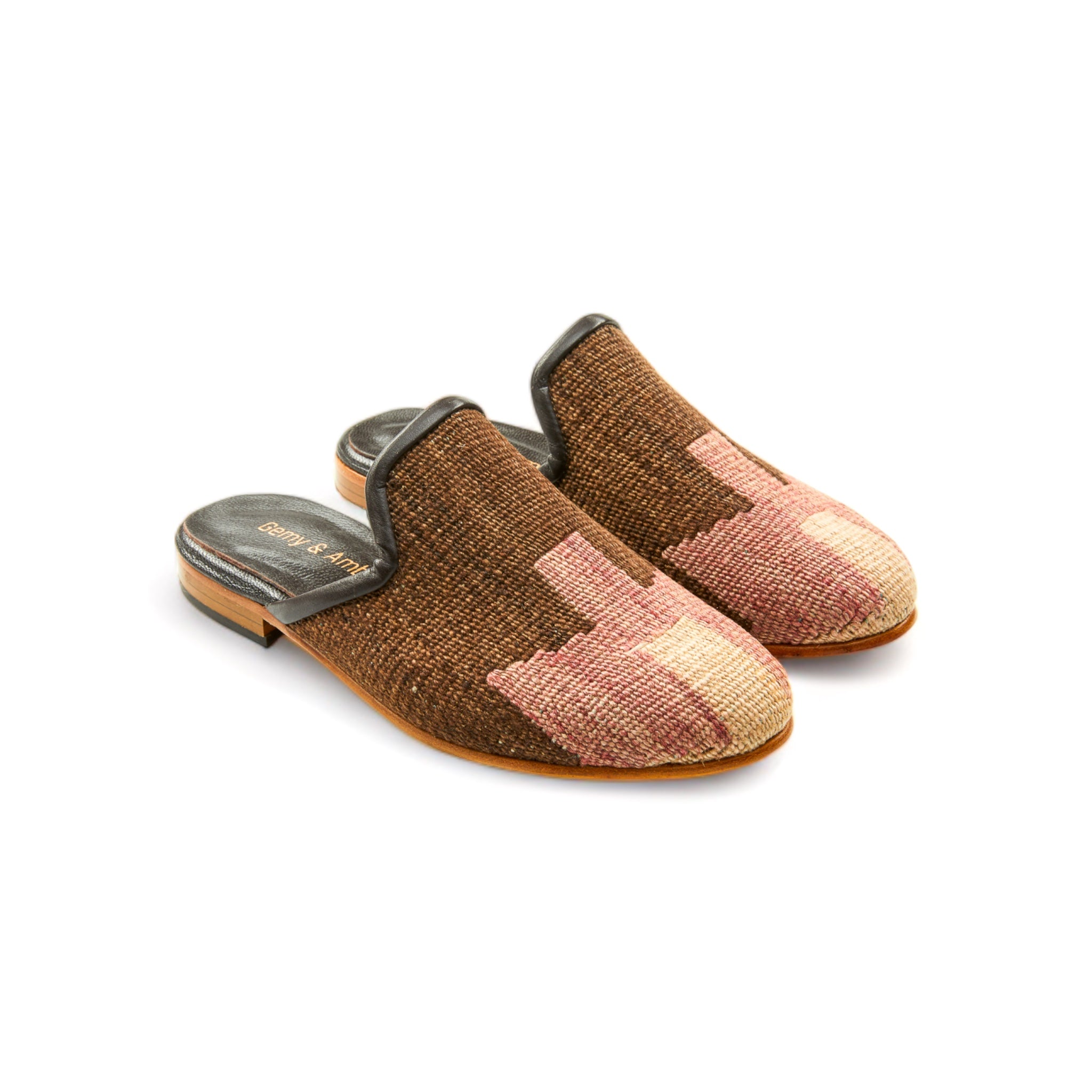 woman_mules_gem_37_04_151_kilim-shoes-Gemy_Amber_0996