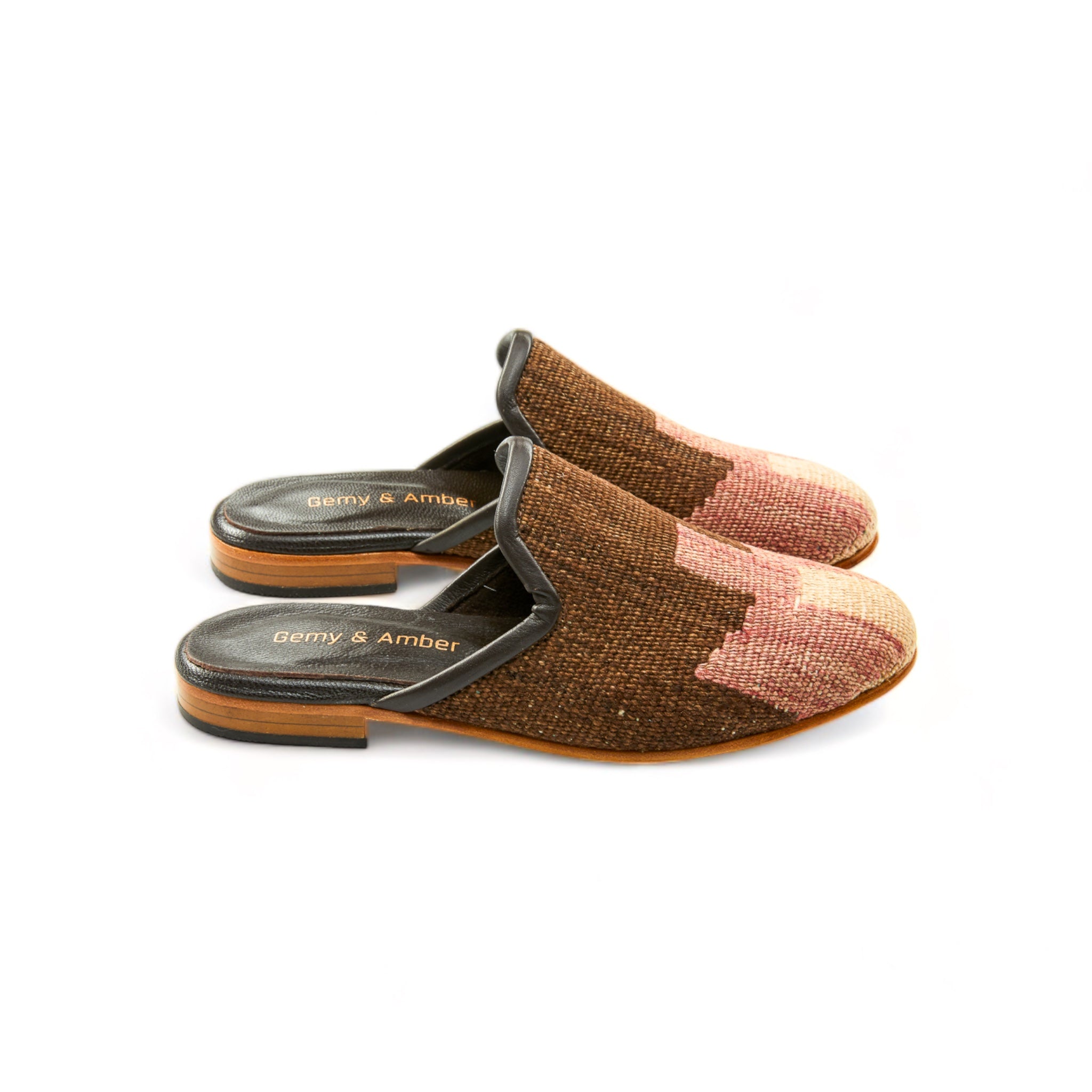 woman_mules_gem_37_04_151_kilim-shoes-Gemy_Amber_0998