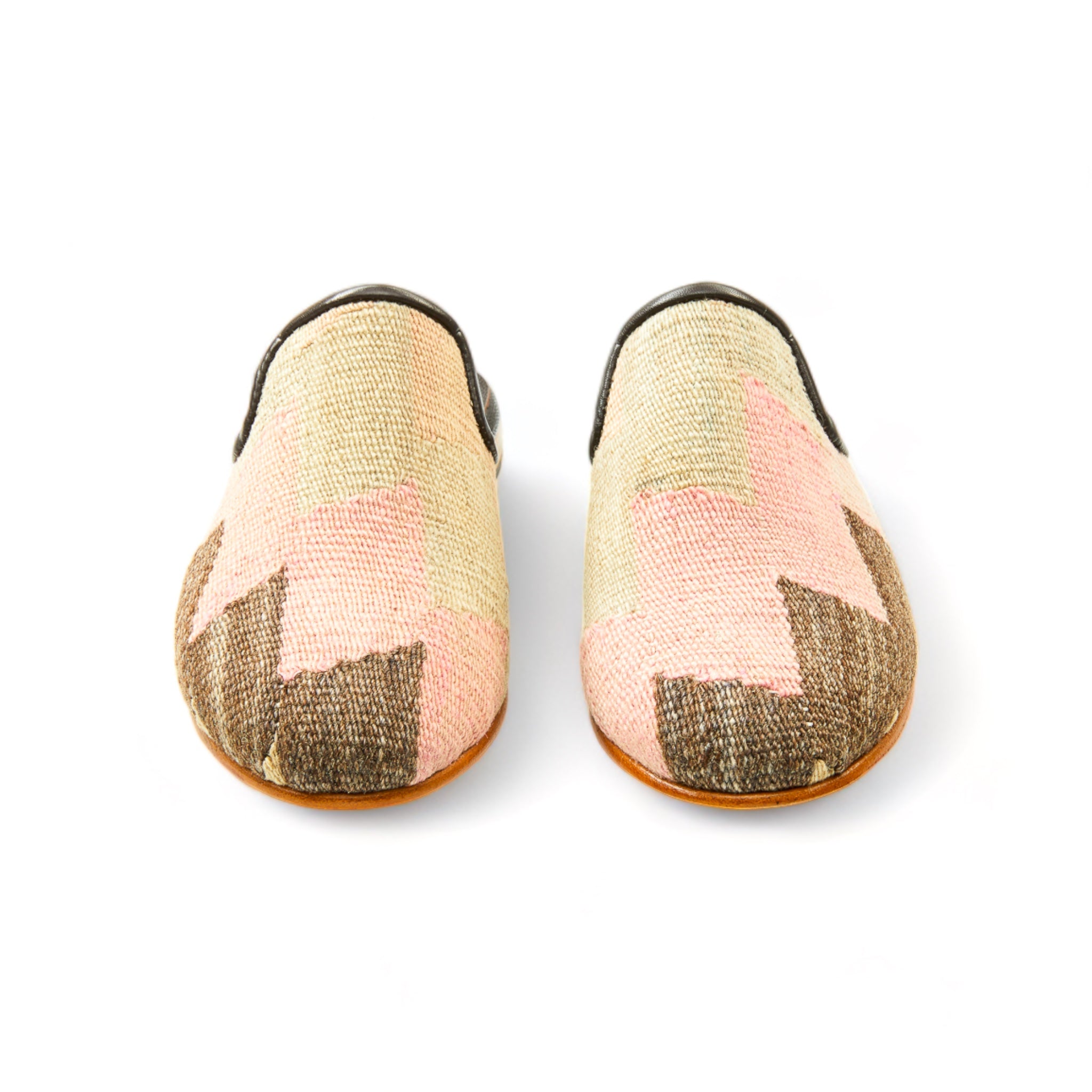 woman_mules_gem_38_03_103_kilim-shoes-Gemy_Amber_0391