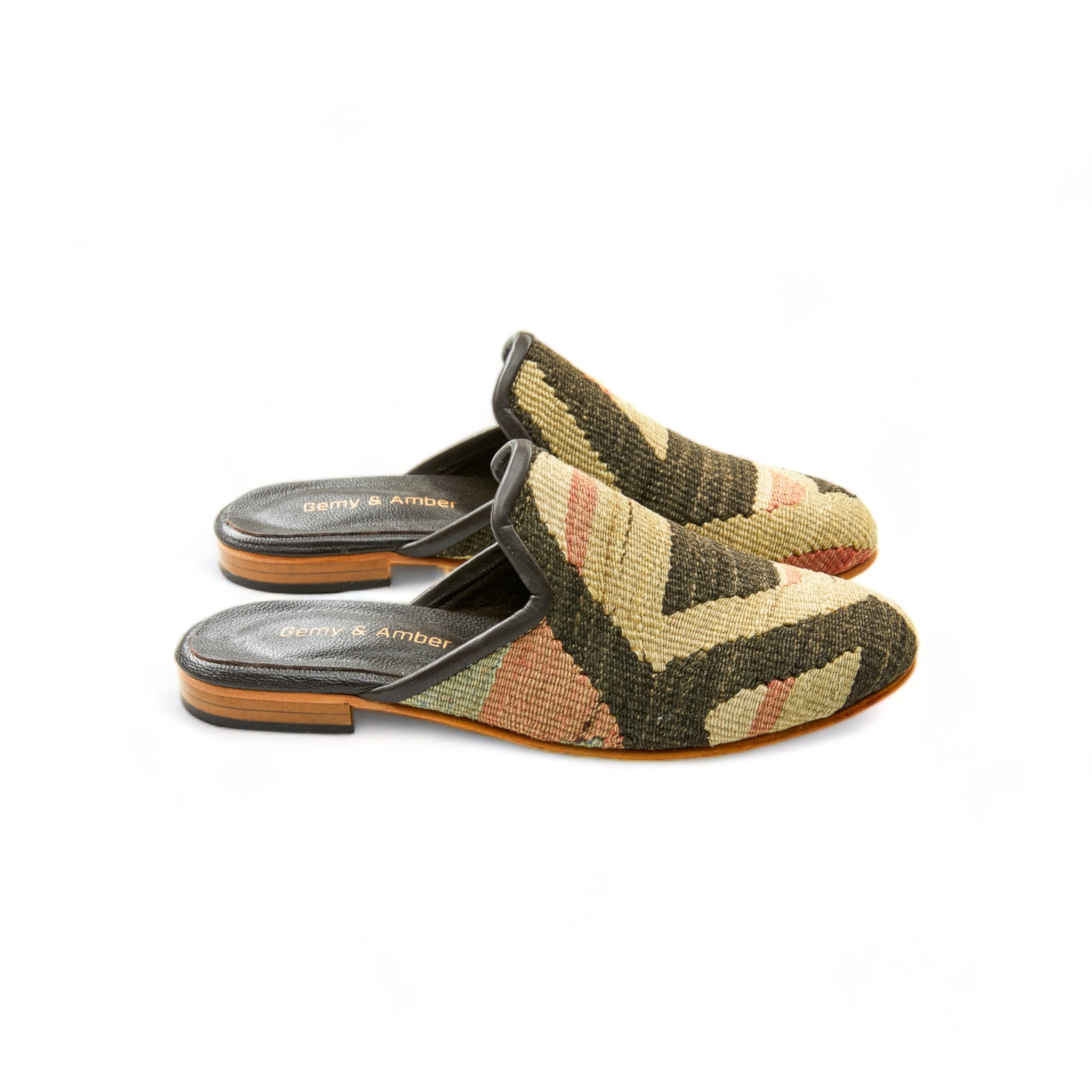 Kilim_Shoes_Gemy_Amber-
